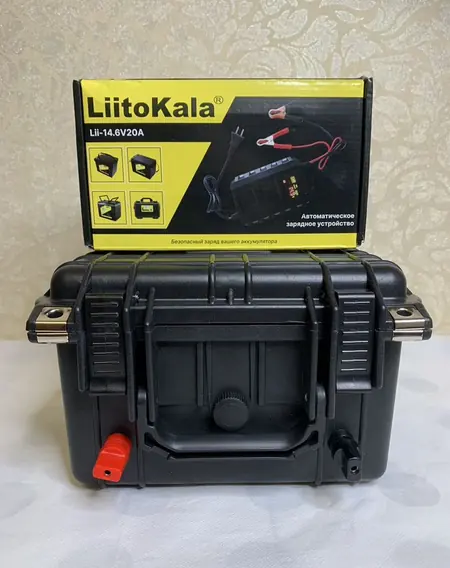 Батарея LiFePO4 12 В в ударопрочном кейсе и коробка зарядного LiitoKala на 14,6 В 20 А